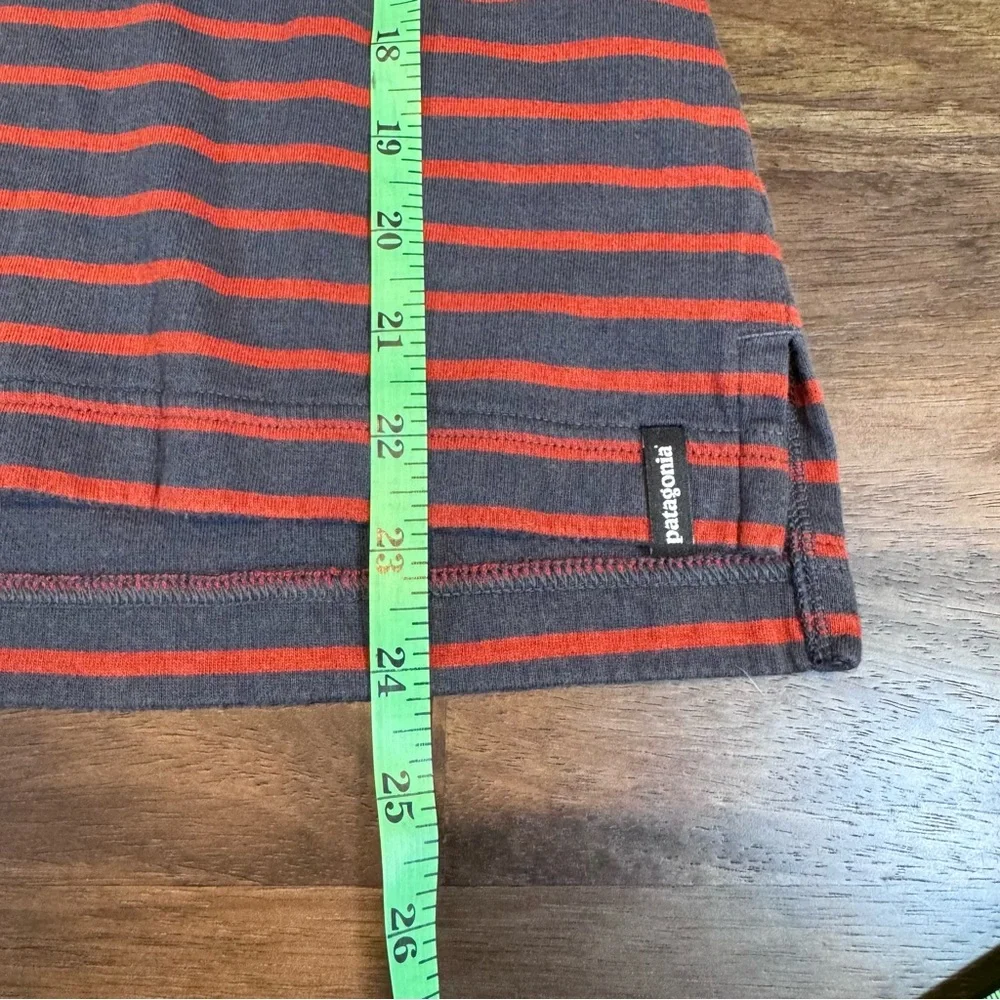 Patagonia‎ Misty Meadow 3/4 Sleeve Tee - Gray and Orangey/Red Stripes, Med - Picture 7 of 15